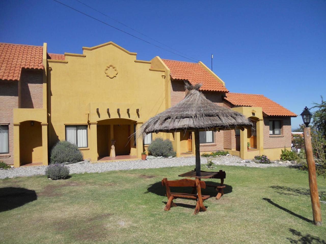 Barranca Del Indio Aparthotel Villa de Merlo Luaran gambar