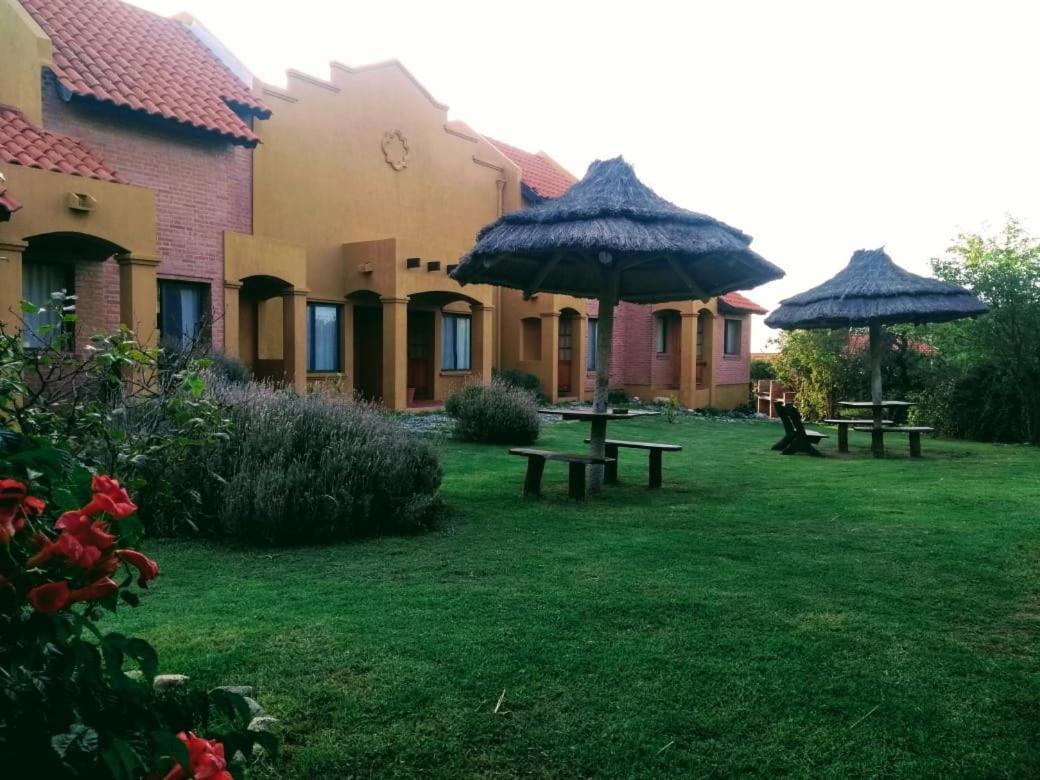 Barranca Del Indio Aparthotel Villa de Merlo Luaran gambar